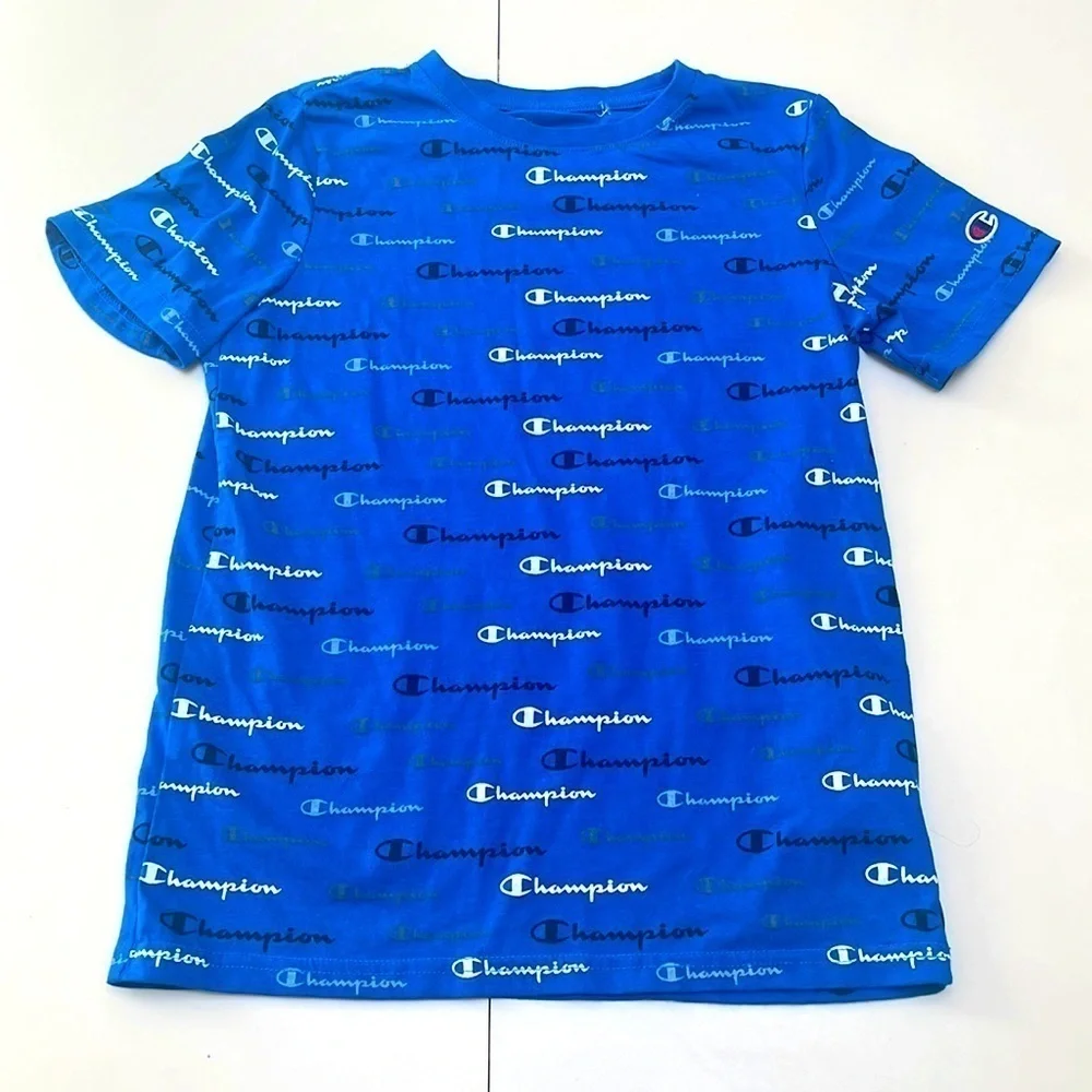 ❤️ CHAMPION Big Boys All Over Print Script Tee Size L